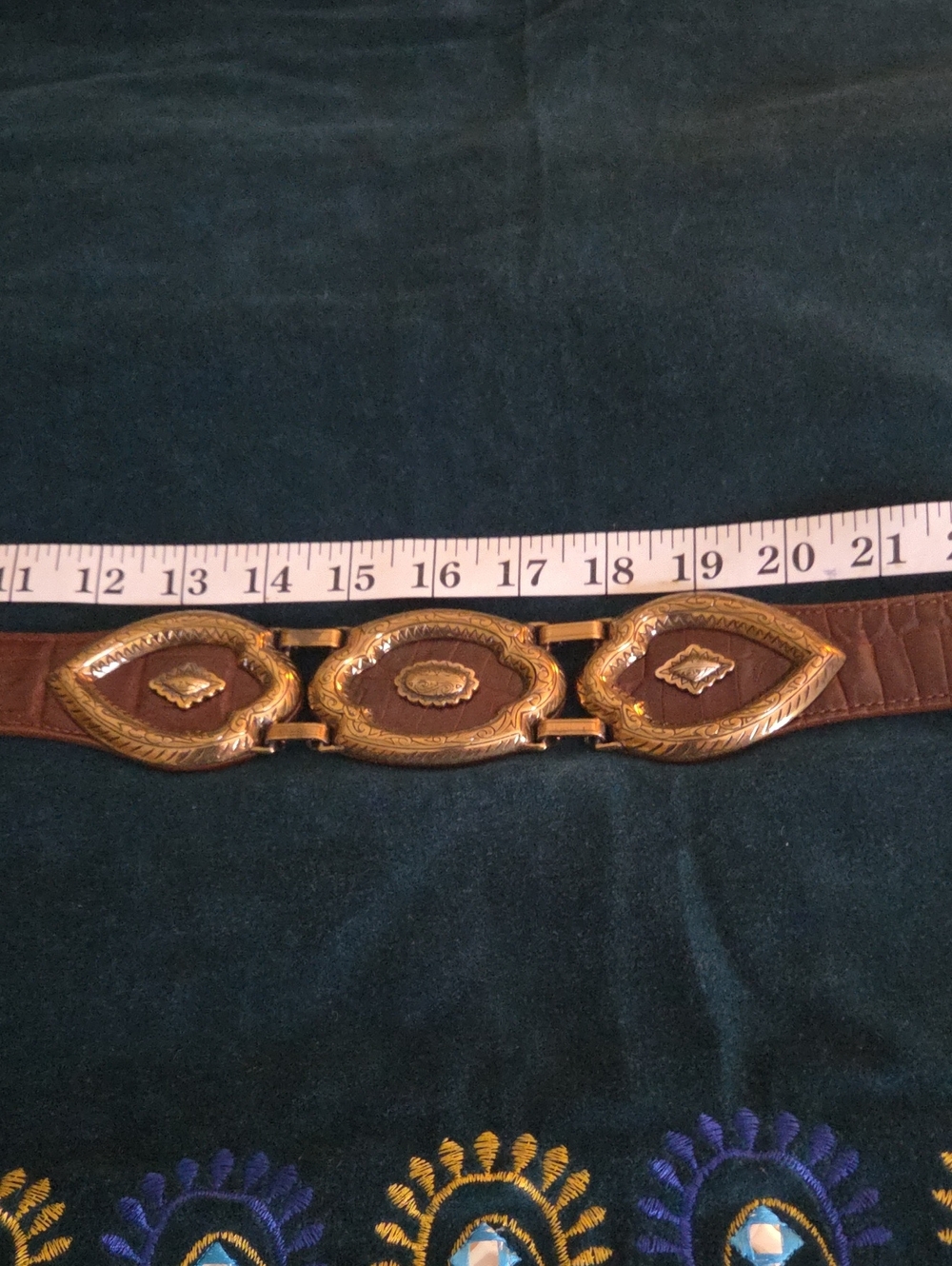 Brighton Brown Croc Embossed Leather w/Gold Decorative Filigree Medallions Belt